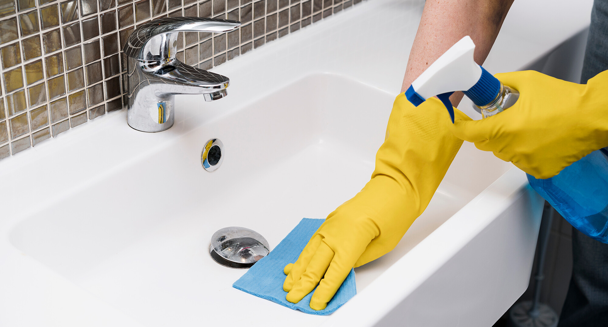 Professional house cleaning tips