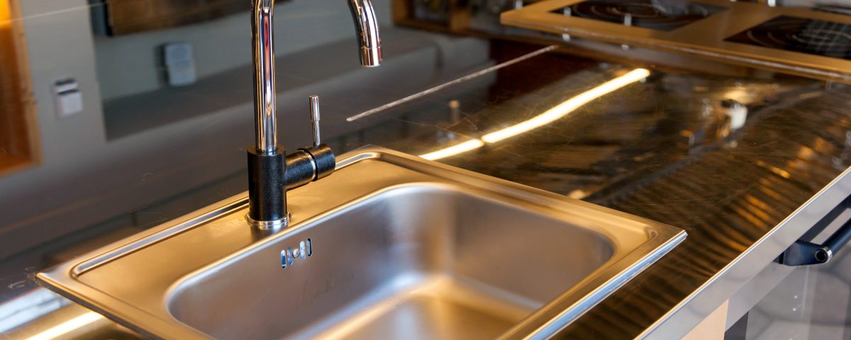 House cleaning service tips for sinks